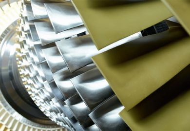 Gasturbine von Siemens: In der Herstellung sind Messpunkte exakt zu beachten. Über die Genauigkeit der Maschinen wachen Sensoren.