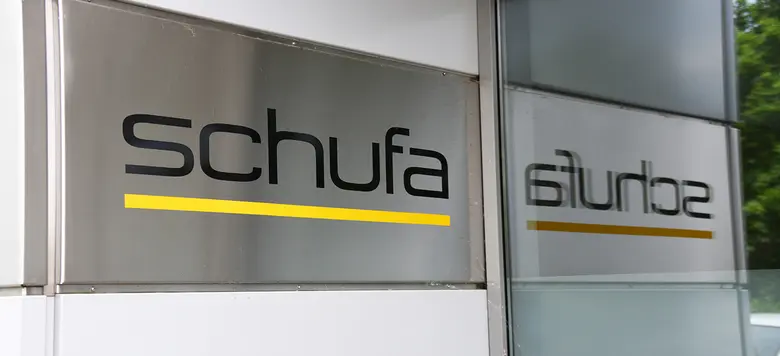 SCHUFA Gebäude mit Logo.