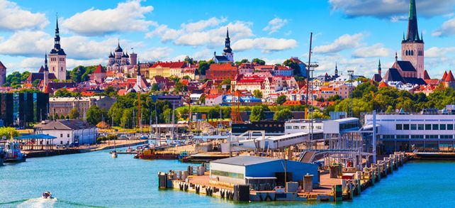 Mehr als ein schönes Panorama: Im Baltikum – wie hier in der estnischen Hauptstadt Tallinn – boomt die Industrie.