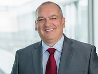 Joachim Secker ist CEO der Targo Commercial Finance.