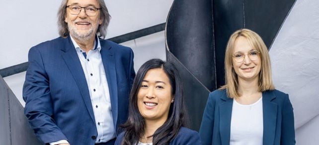 Unternehmerfamilie (v.l.n.r.): Geschäftsführer Hermann Graef, Johanna und Franziska Graef